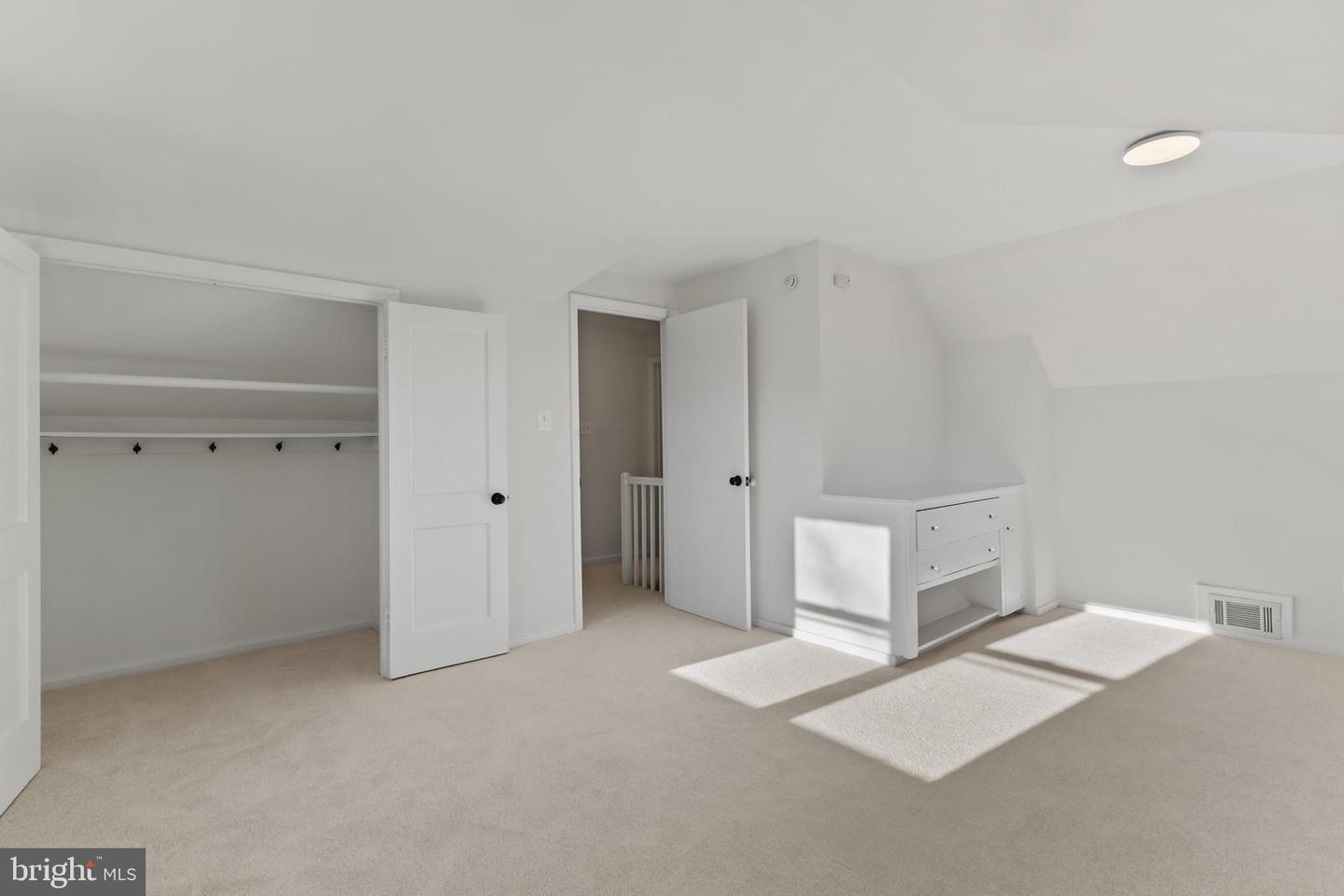 2012 ROLLINS DR, ALEXANDRIA, Virginia 22307, 3 Bedrooms Bedrooms, 7 Rooms Rooms,2 BathroomsBathrooms,Residential,For sale,2012 ROLLINS DR,VAFX2284956 MLS # VAFX2284956 2012 ROLLINS DR, ALEXANDRIA, Virginia 22307, 3 Bedrooms Bedrooms, 7 Rooms Rooms,2 BathroomsBathrooms,Residential,For sale,2012 ROLLINS DR,VAFX2284956 MLS # VAFX2284956