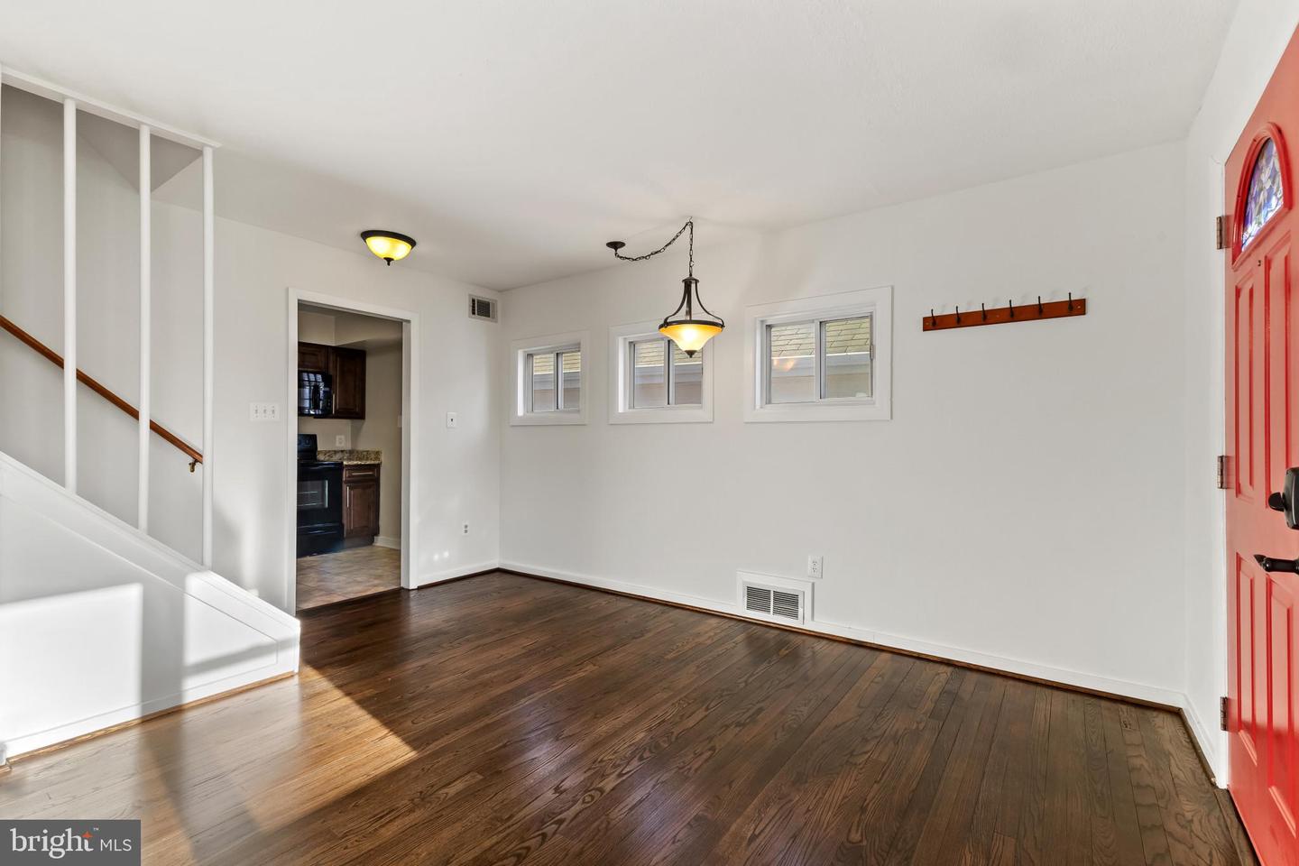 2012 ROLLINS DR, ALEXANDRIA, Virginia 22307, 3 Bedrooms Bedrooms, 7 Rooms Rooms,2 BathroomsBathrooms,Residential,For sale,2012 ROLLINS DR,VAFX2284956 MLS # VAFX2284956 2012 ROLLINS DR, ALEXANDRIA, Virginia 22307, 3 Bedrooms Bedrooms, 7 Rooms Rooms,2 BathroomsBathrooms,Residential,For sale,2012 ROLLINS DR,VAFX2284956 MLS # VAFX2284956