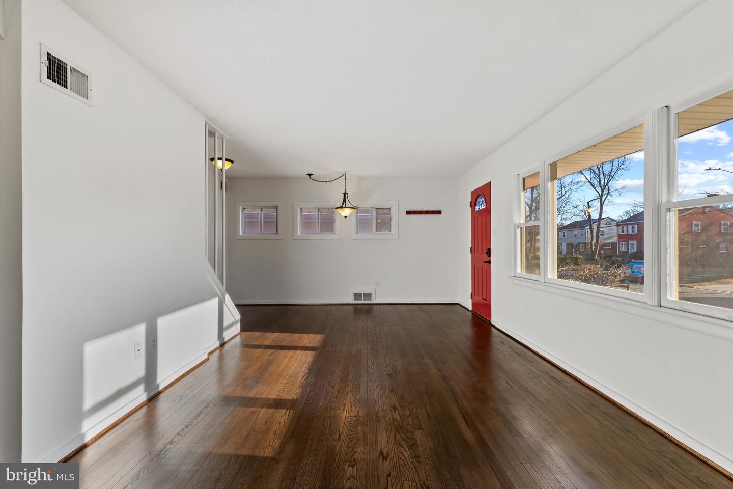 2012 ROLLINS DR, ALEXANDRIA, Virginia 22307, 3 Bedrooms Bedrooms, 7 Rooms Rooms,2 BathroomsBathrooms,Residential,For sale,2012 ROLLINS DR,VAFX2284956 MLS # VAFX2284956 2012 ROLLINS DR, ALEXANDRIA, Virginia 22307, 3 Bedrooms Bedrooms, 7 Rooms Rooms,2 BathroomsBathrooms,Residential,For sale,2012 ROLLINS DR,VAFX2284956 MLS # VAFX2284956