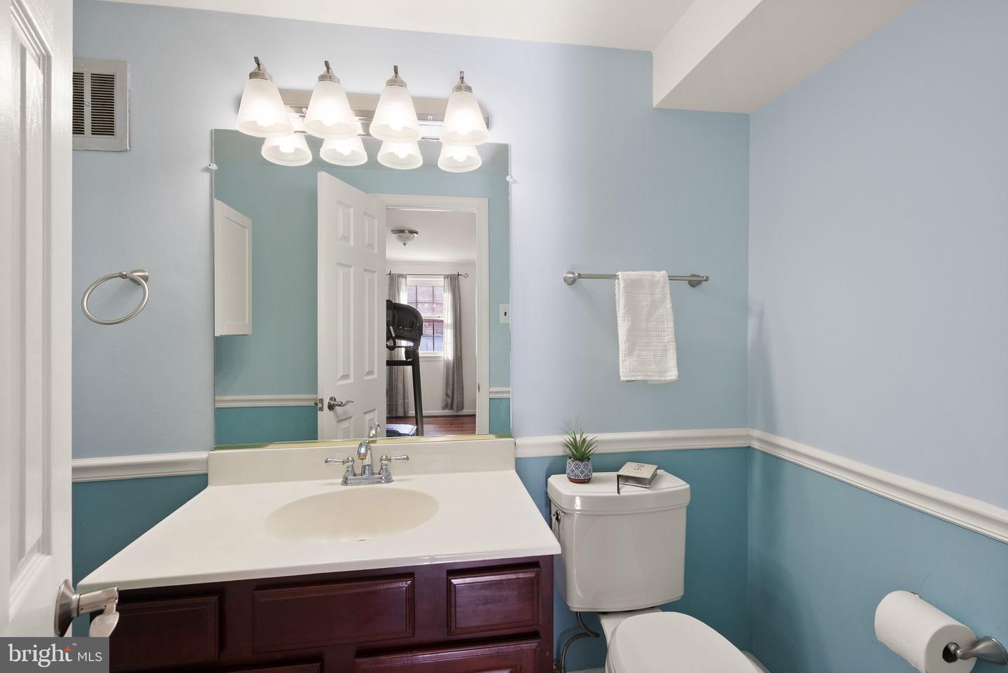 3232 ATLANTA ST, FAIRFAX, Virginia 22030, 3 Bedrooms Bedrooms, ,2 BathroomsBathrooms,Residential,For sale,3232 ATLANTA ST,VAFC2007678 MLS # VAFC2007678