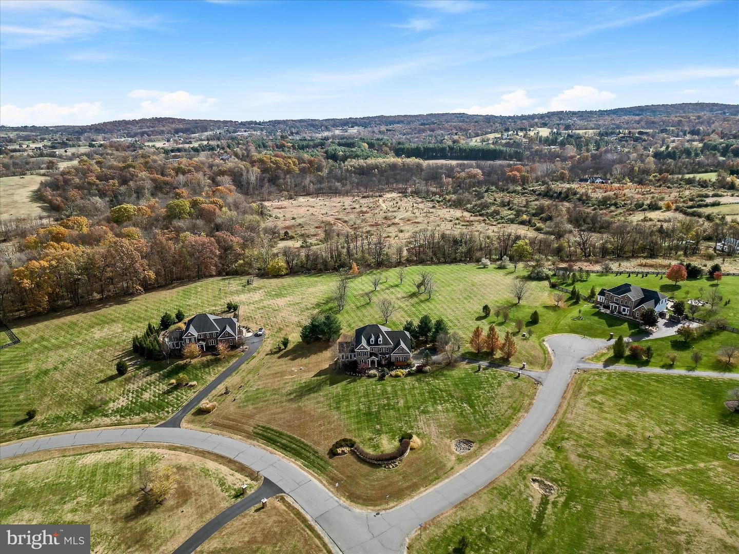 16070 SAINTE MARIE CT, HAMILTON, Virginia 20158, 4 Bedrooms Bedrooms, ,4 BathroomsBathrooms,Residential,For sale,16070 SAINTE MARIE CT,VALO2114262 MLS # VALO2114262