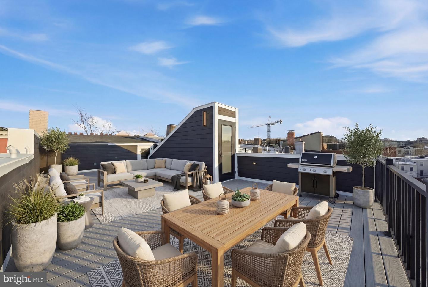 1628 15TH ST NW, WASHINGTON, District Of Columbia 20009, 4 Bedrooms Bedrooms, ,4 BathroomsBathrooms,Residential,For sale,1628 15TH ST NW,DCDC2243378 MLS # DCDC2243378