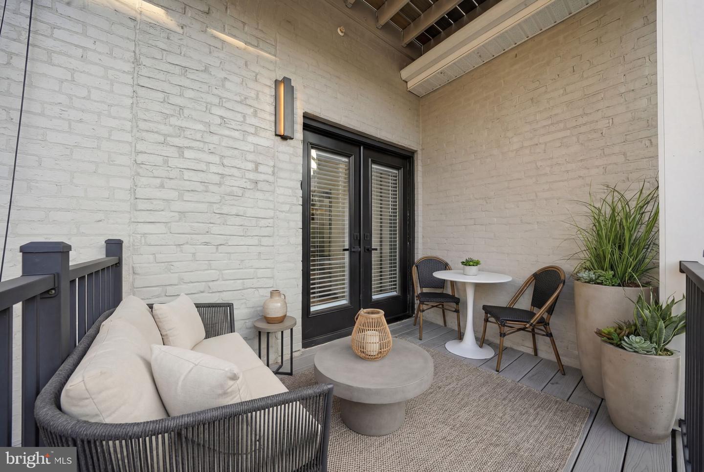 1628 15TH ST NW, WASHINGTON, District Of Columbia 20009, 4 Bedrooms Bedrooms, ,4 BathroomsBathrooms,Residential,For sale,1628 15TH ST NW,DCDC2243378 MLS # DCDC2243378