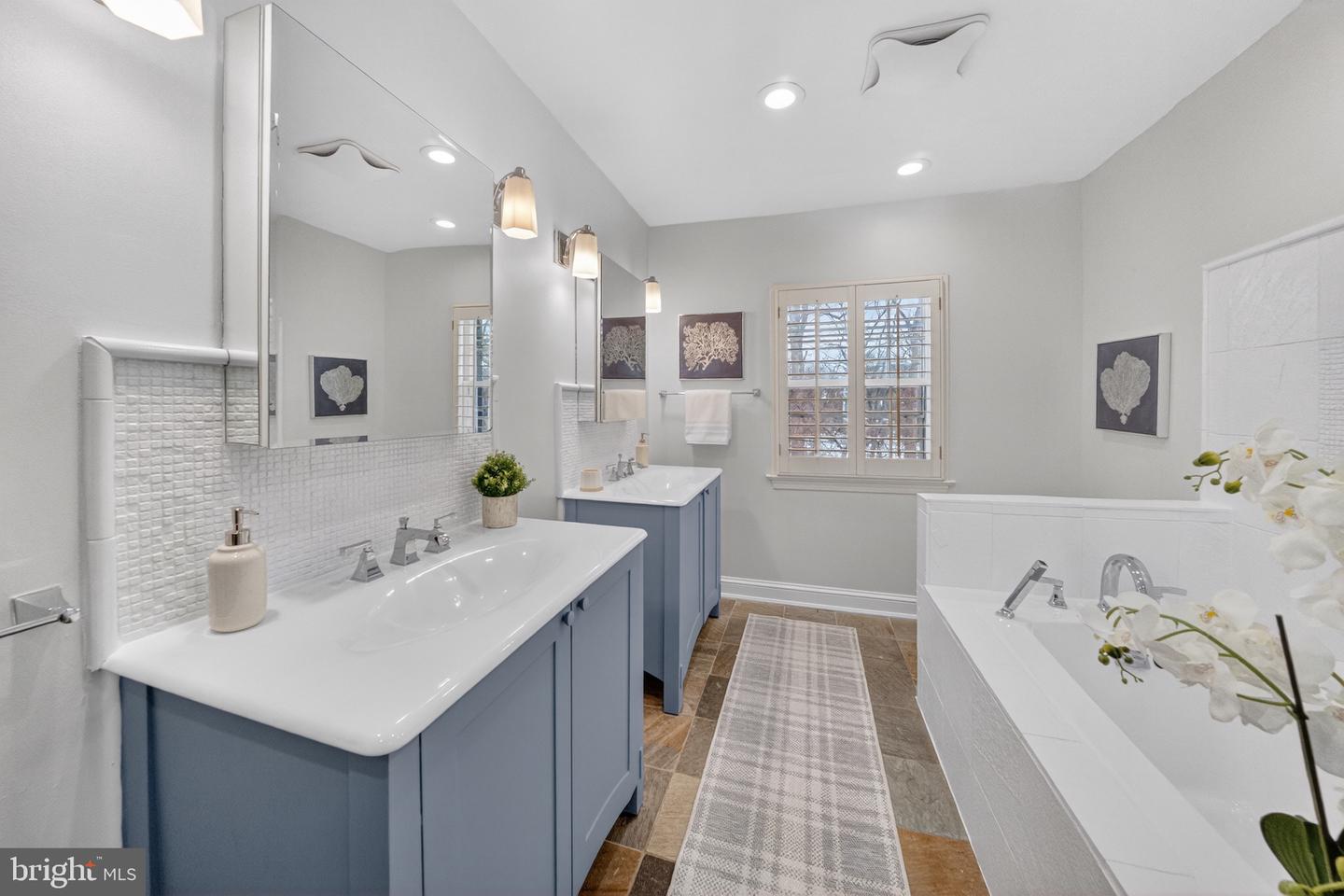 3262 ABERFOYLE PL NW, WASHINGTON, District Of Columbia 20015, 5 Bedrooms Bedrooms, ,4 BathroomsBathrooms,Residential,For sale,3262 ABERFOYLE PL NW,DCDC2243678 MLS # DCDC2243678 3262 ABERFOYLE PL NW, WASHINGTON, District Of Columbia 20015, 5 Bedrooms Bedrooms, ,4 BathroomsBathrooms,Residential,For sale,3262 ABERFOYLE PL NW,DCDC2243678 MLS # DCDC2243678