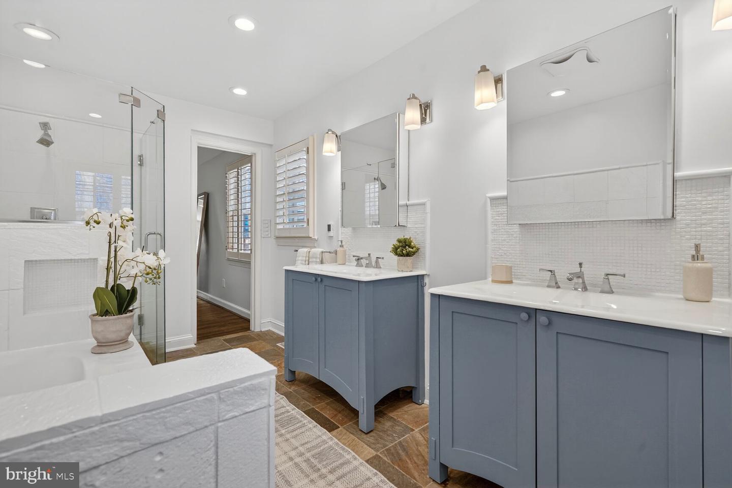 3262 ABERFOYLE PL NW, WASHINGTON, District Of Columbia 20015, 5 Bedrooms Bedrooms, ,4 BathroomsBathrooms,Residential,For sale,3262 ABERFOYLE PL NW,DCDC2243678 MLS # DCDC2243678 3262 ABERFOYLE PL NW, WASHINGTON, District Of Columbia 20015, 5 Bedrooms Bedrooms, ,4 BathroomsBathrooms,Residential,For sale,3262 ABERFOYLE PL NW,DCDC2243678 MLS # DCDC2243678