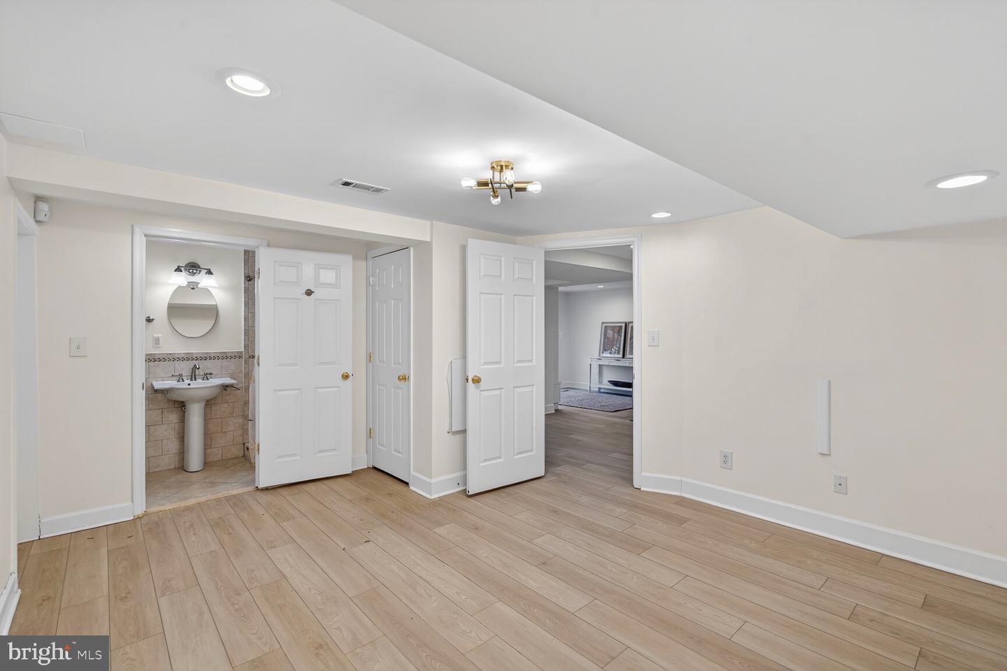 3262 ABERFOYLE PL NW, WASHINGTON, District Of Columbia 20015, 5 Bedrooms Bedrooms, ,4 BathroomsBathrooms,Residential,For sale,3262 ABERFOYLE PL NW,DCDC2243678 MLS # DCDC2243678 3262 ABERFOYLE PL NW, WASHINGTON, District Of Columbia 20015, 5 Bedrooms Bedrooms, ,4 BathroomsBathrooms,Residential,For sale,3262 ABERFOYLE PL NW,DCDC2243678 MLS # DCDC2243678