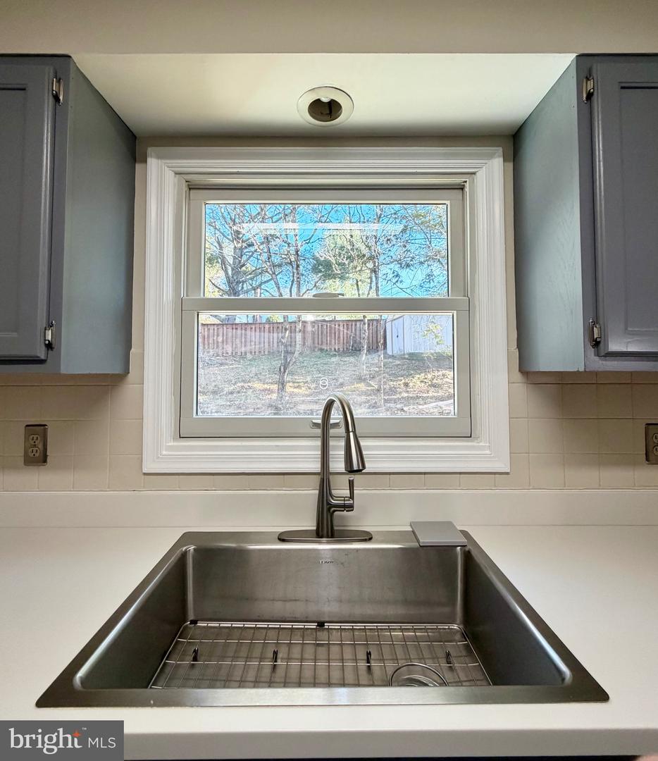 11719 GORDON RD, FREDERICKSBURG, Virginia 22407, 3 Bedrooms Bedrooms, 5 Rooms Rooms,2 BathroomsBathrooms,Residential,For sale,11719 GORDON RD,VASP2038950 MLS # VASP2038950