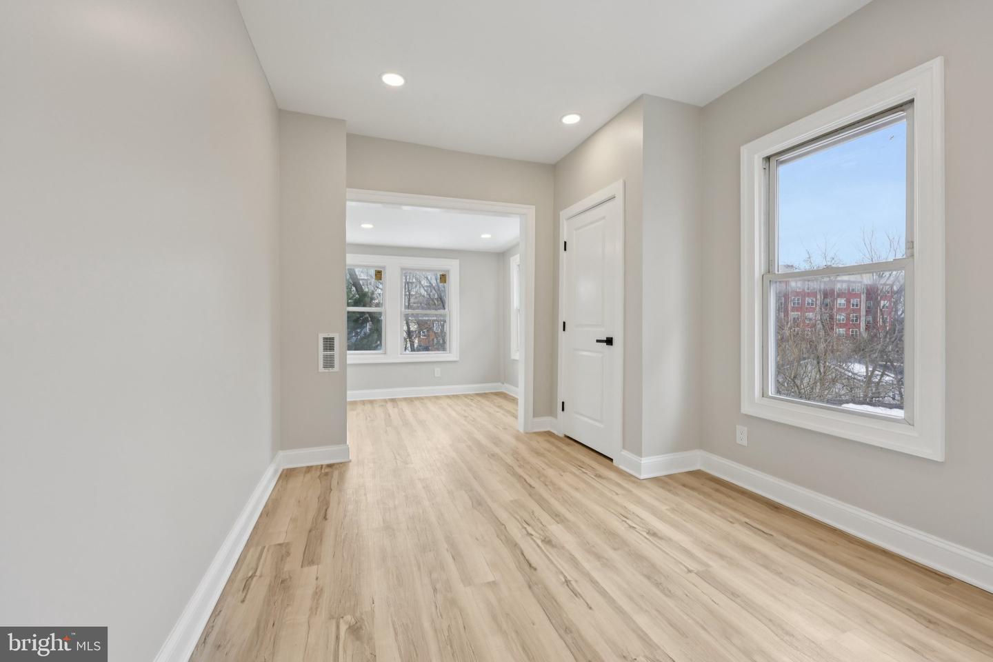 1335 MAPLE VIEW PL SE, WASHINGTON, District Of Columbia 20020, 5 Bedrooms Bedrooms, ,2 BathroomsBathrooms,Residential,For sale,1335 MAPLE VIEW PL SE,DCDC2243846 MLS # DCDC2243846 1335 MAPLE VIEW PL SE, WASHINGTON, District Of Columbia 20020, 5 Bedrooms Bedrooms, ,2 BathroomsBathrooms,Residential,For sale,1335 MAPLE VIEW PL SE,DCDC2243846 MLS # DCDC2243846