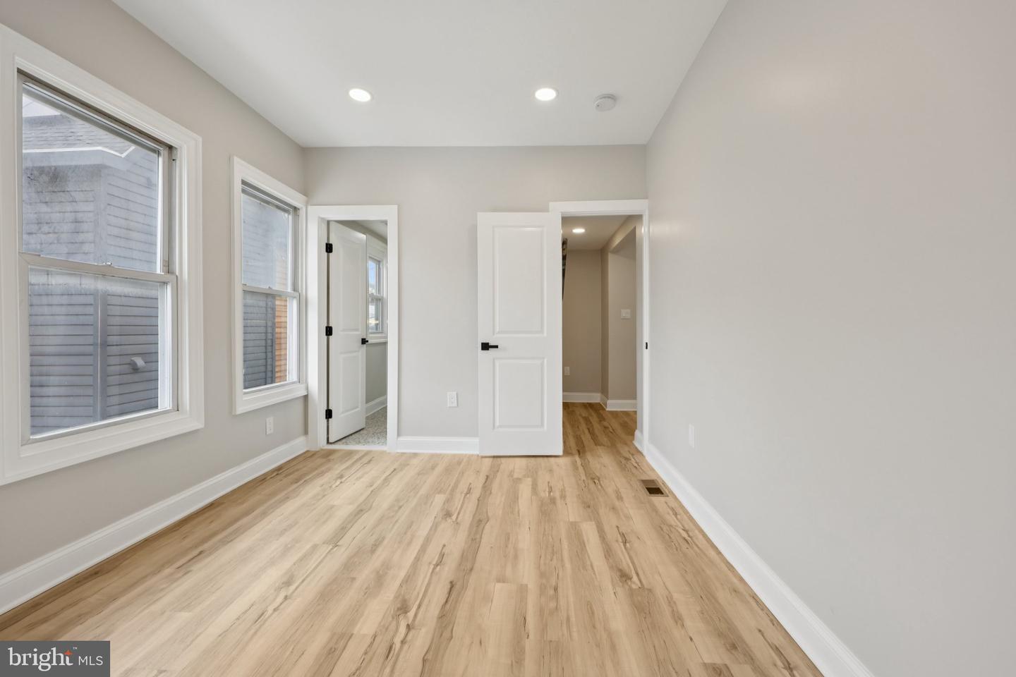 1335 MAPLE VIEW PL SE, WASHINGTON, District Of Columbia 20020, 5 Bedrooms Bedrooms, ,2 BathroomsBathrooms,Residential,For sale,1335 MAPLE VIEW PL SE,DCDC2243846 MLS # DCDC2243846 1335 MAPLE VIEW PL SE, WASHINGTON, District Of Columbia 20020, 5 Bedrooms Bedrooms, ,2 BathroomsBathrooms,Residential,For sale,1335 MAPLE VIEW PL SE,DCDC2243846 MLS # DCDC2243846