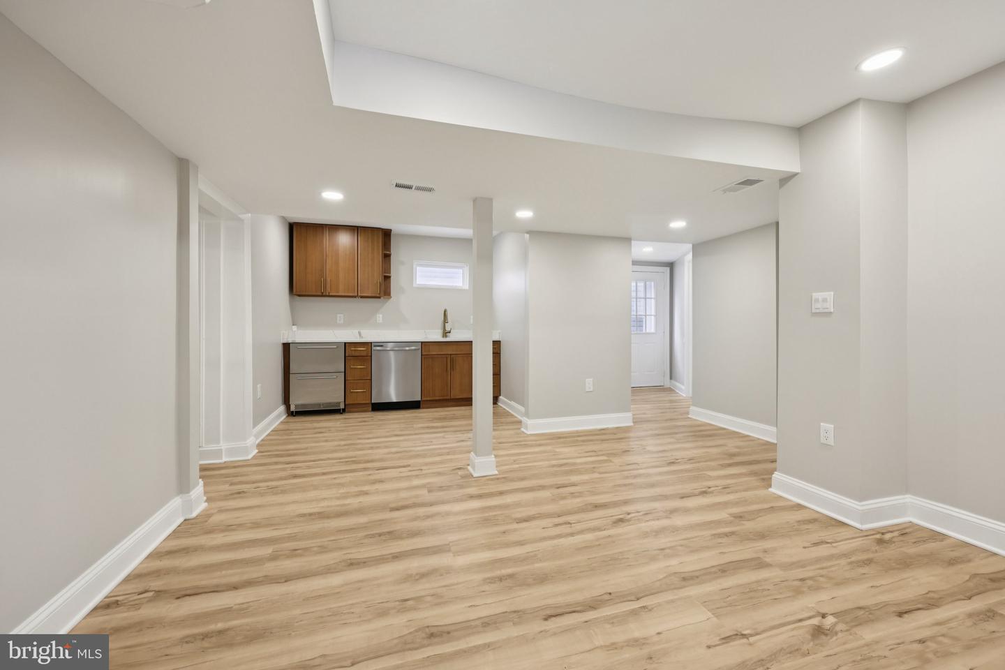 1335 MAPLE VIEW PL SE, WASHINGTON, District Of Columbia 20020, 5 Bedrooms Bedrooms, ,2 BathroomsBathrooms,Residential,For sale,1335 MAPLE VIEW PL SE,DCDC2243846 MLS # DCDC2243846 1335 MAPLE VIEW PL SE, WASHINGTON, District Of Columbia 20020, 5 Bedrooms Bedrooms, ,2 BathroomsBathrooms,Residential,For sale,1335 MAPLE VIEW PL SE,DCDC2243846 MLS # DCDC2243846