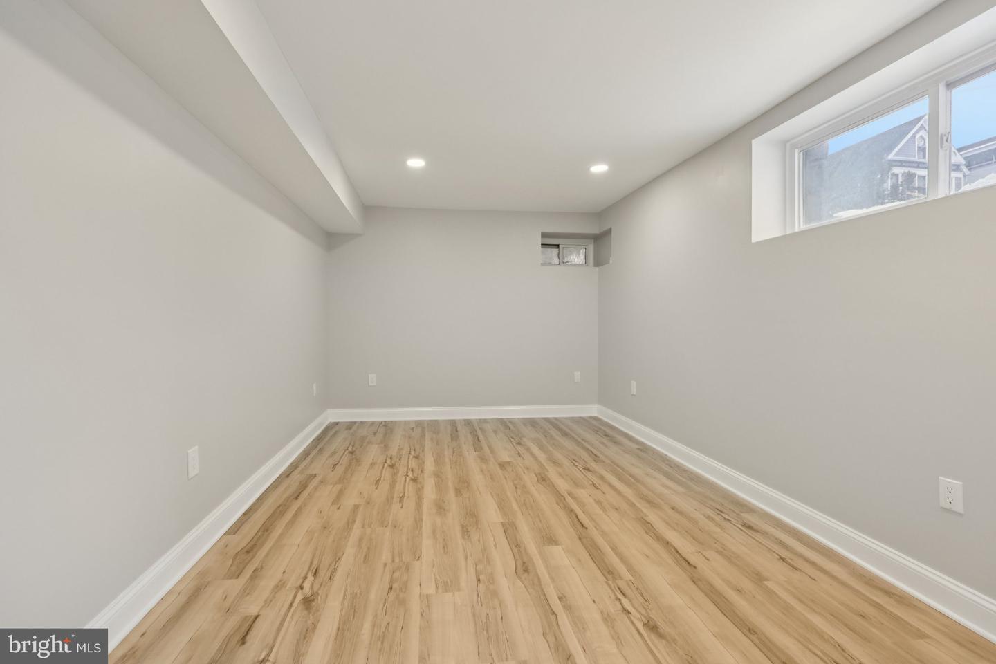 1335 MAPLE VIEW PL SE, WASHINGTON, District Of Columbia 20020, 5 Bedrooms Bedrooms, ,2 BathroomsBathrooms,Residential,For sale,1335 MAPLE VIEW PL SE,DCDC2243846 MLS # DCDC2243846 1335 MAPLE VIEW PL SE, WASHINGTON, District Of Columbia 20020, 5 Bedrooms Bedrooms, ,2 BathroomsBathrooms,Residential,For sale,1335 MAPLE VIEW PL SE,DCDC2243846 MLS # DCDC2243846