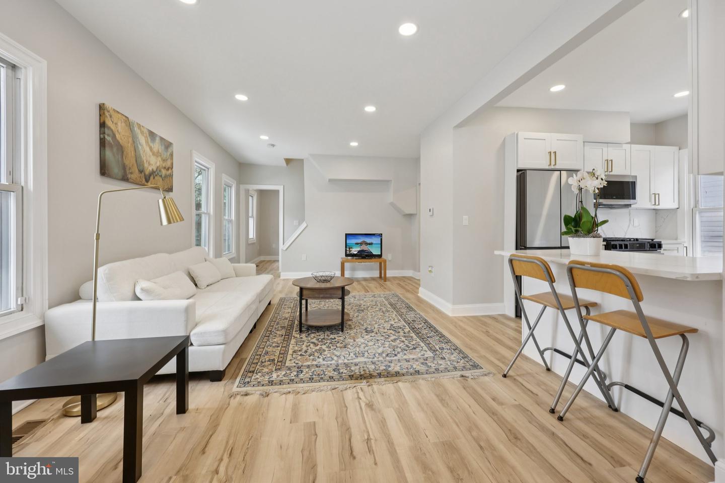 1335 MAPLE VIEW PL SE, WASHINGTON, District Of Columbia 20020, 5 Bedrooms Bedrooms, ,2 BathroomsBathrooms,Residential,For sale,1335 MAPLE VIEW PL SE,DCDC2243846 MLS # DCDC2243846 1335 MAPLE VIEW PL SE, WASHINGTON, District Of Columbia 20020, 5 Bedrooms Bedrooms, ,2 BathroomsBathrooms,Residential,For sale,1335 MAPLE VIEW PL SE,DCDC2243846 MLS # DCDC2243846