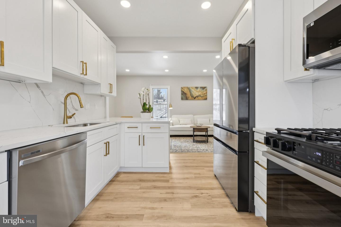 1335 MAPLE VIEW PL SE, WASHINGTON, District Of Columbia 20020, 5 Bedrooms Bedrooms, ,2 BathroomsBathrooms,Residential,For sale,1335 MAPLE VIEW PL SE,DCDC2243846 MLS # DCDC2243846 1335 MAPLE VIEW PL SE, WASHINGTON, District Of Columbia 20020, 5 Bedrooms Bedrooms, ,2 BathroomsBathrooms,Residential,For sale,1335 MAPLE VIEW PL SE,DCDC2243846 MLS # DCDC2243846