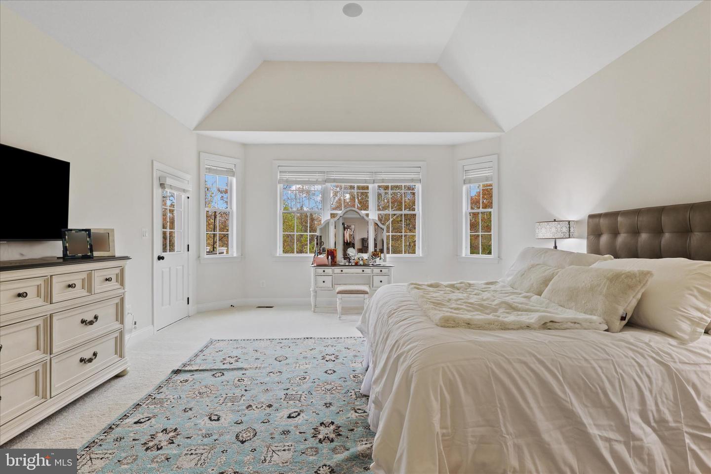 5806 WATERLOO BRIDGE CIR, HAYMARKET, Virginia 20169, 5 Bedrooms Bedrooms, ,5 BathroomsBathrooms,Residential,For sale,5806 WATERLOO BRIDGE CIR,VAPW2111644 MLS # VAPW2111644 5806 WATERLOO BRIDGE CIR, HAYMARKET, Virginia 20169, 5 Bedrooms Bedrooms, ,5 BathroomsBathrooms,Residential,For sale,5806 WATERLOO BRIDGE CIR,VAPW2111644 MLS # VAPW2111644