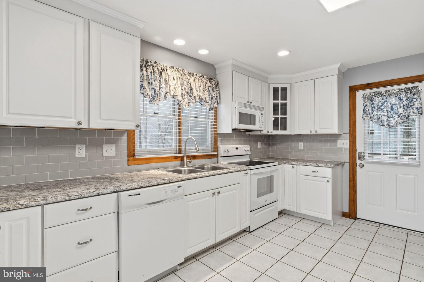 453 LOST VALLEY RD, MADISON, Virginia 22727, 3 Bedrooms Bedrooms, ,2 BathroomsBathrooms,Residential,For sale,453 LOST VALLEY RD,VAMA2002600 MLS # VAMA2002600 453 LOST VALLEY RD, MADISON, Virginia 22727, 3 Bedrooms Bedrooms, ,2 BathroomsBathrooms,Residential,For sale,453 LOST VALLEY RD,VAMA2002600 MLS # VAMA2002600