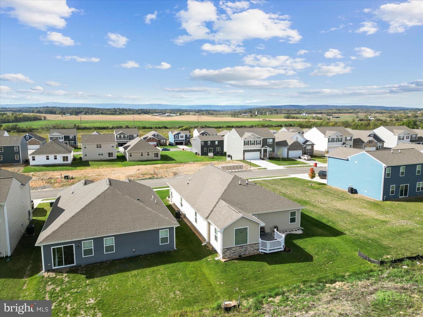 121 GRASMERE ST, STEPHENS CITY, Virginia 22655, 3 Bedrooms Bedrooms, ,2 BathroomsBathrooms,Residential,For sale,121 GRASMERE ST,VAFV2039352 MLS # VAFV2039352