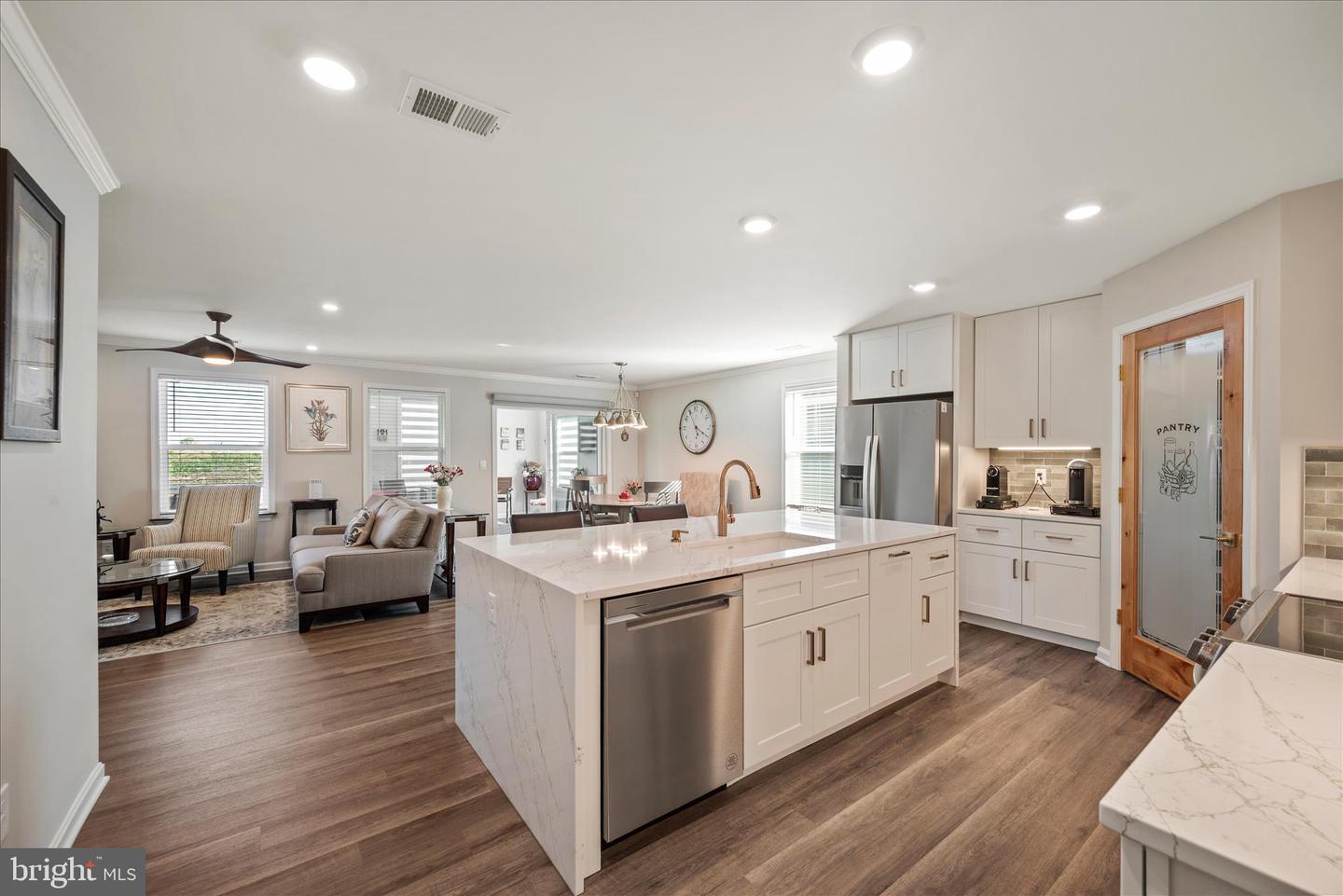 121 GRASMERE ST, STEPHENS CITY, Virginia 22655, 3 Bedrooms Bedrooms, ,2 BathroomsBathrooms,Residential,For sale,121 GRASMERE ST,VAFV2039352 MLS # VAFV2039352