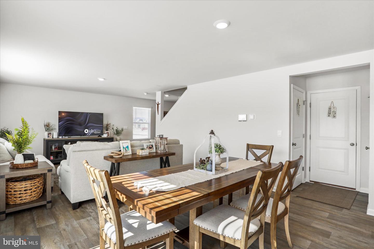 350 MESA CT, BROADWAY, Virginia 22815, 4 Bedrooms Bedrooms, 15 Rooms Rooms,2 BathroomsBathrooms,Residential,For sale,350 MESA CT,VARO2002838 MLS # VARO2002838