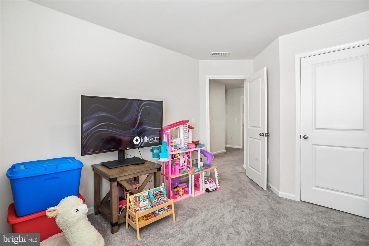 350 MESA CT, BROADWAY, Virginia 22815, 4 Bedrooms Bedrooms, 15 Rooms Rooms,2 BathroomsBathrooms,Residential,For sale,350 MESA CT,VARO2002838 MLS # VARO2002838