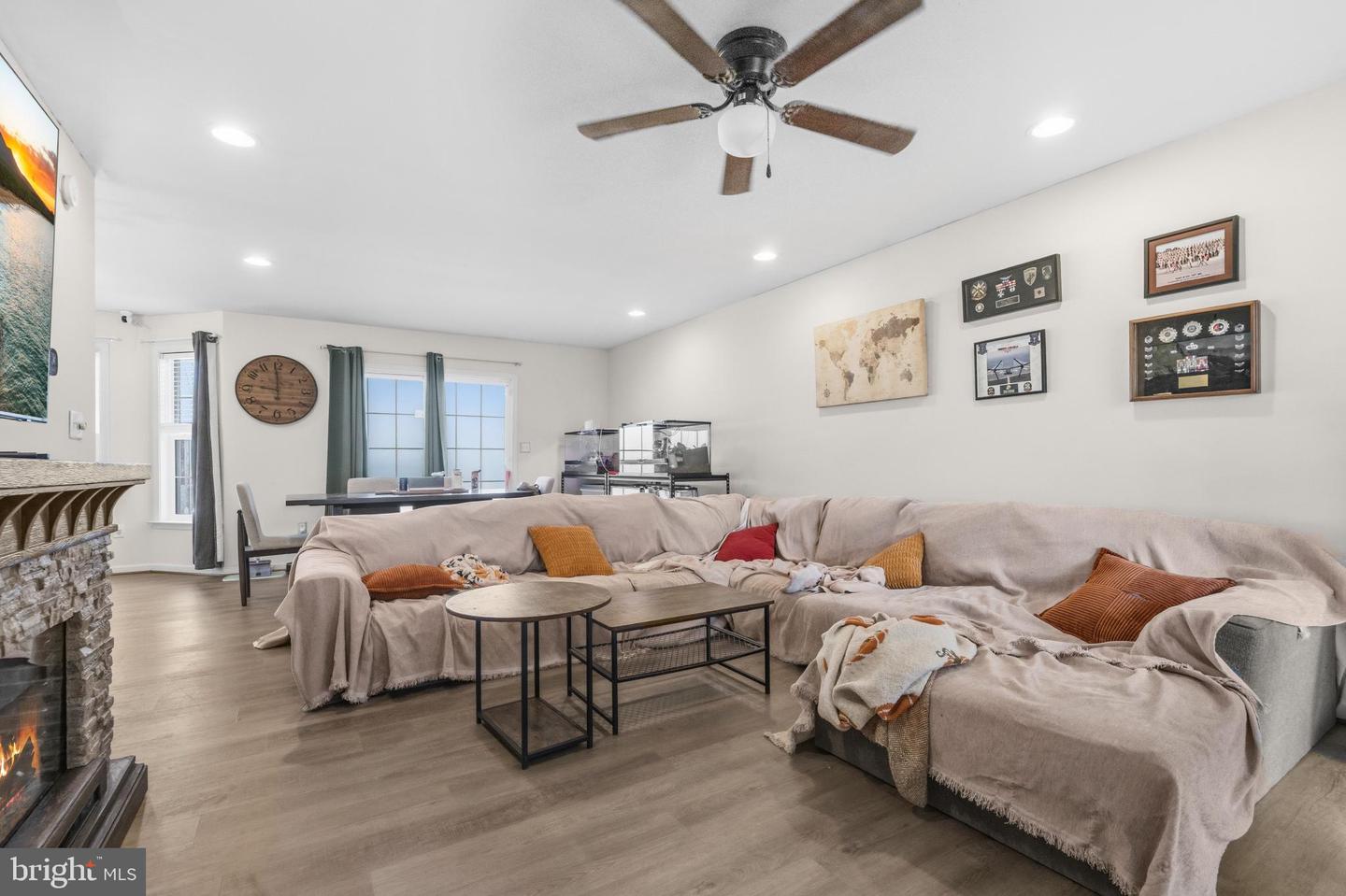 11 1ST ST, COLONIAL BEACH, Virginia 22443, 4 Bedrooms Bedrooms, 10 Rooms Rooms,2 BathroomsBathrooms,Residential,For sale,11 1ST ST,VAWE2010480 MLS # VAWE2010480