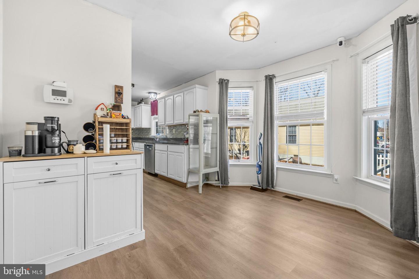 11 1ST ST, COLONIAL BEACH, Virginia 22443, 4 Bedrooms Bedrooms, 10 Rooms Rooms,2 BathroomsBathrooms,Residential,For sale,11 1ST ST,VAWE2010480 MLS # VAWE2010480