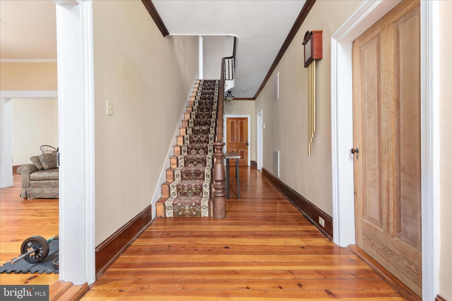 316 S MUHLENBERG ST, WOODSTOCK, Virginia 22664, 5 Bedrooms Bedrooms, 10 Rooms Rooms,3 BathroomsBathrooms,Residential,For sale,316 S MUHLENBERG ST,VASH2013532 MLS # VASH2013532