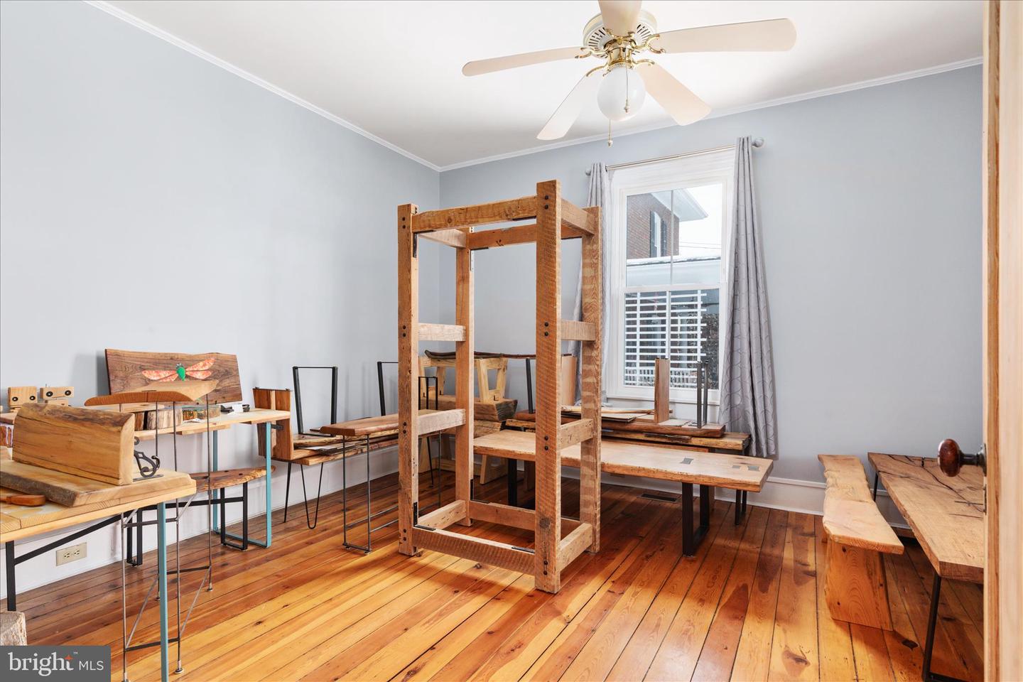 316 S MUHLENBERG ST, WOODSTOCK, Virginia 22664, 5 Bedrooms Bedrooms, 10 Rooms Rooms,3 BathroomsBathrooms,Residential,For sale,316 S MUHLENBERG ST,VASH2013532 MLS # VASH2013532