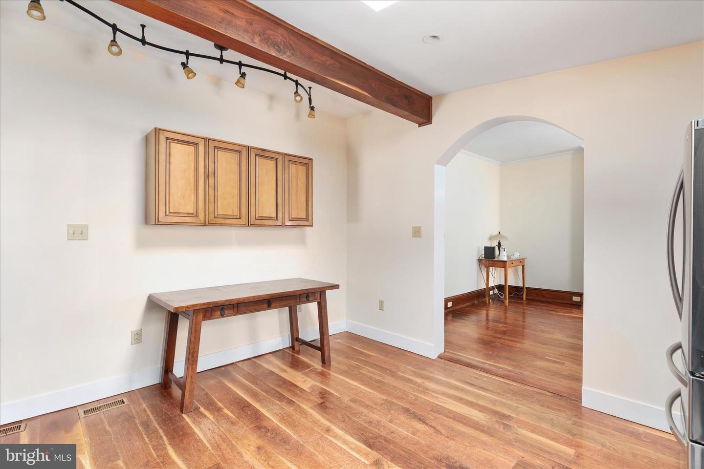 316 S MUHLENBERG ST, WOODSTOCK, Virginia 22664, 5 Bedrooms Bedrooms, 10 Rooms Rooms,3 BathroomsBathrooms,Residential,For sale,316 S MUHLENBERG ST,VASH2013532 MLS # VASH2013532