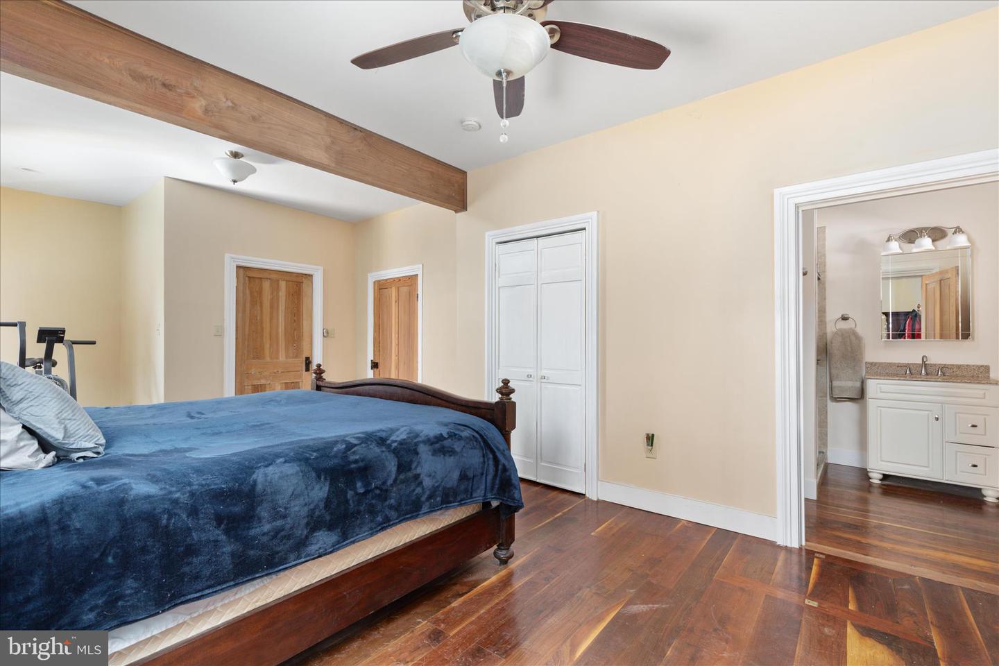 316 S MUHLENBERG ST, WOODSTOCK, Virginia 22664, 5 Bedrooms Bedrooms, 10 Rooms Rooms,3 BathroomsBathrooms,Residential,For sale,316 S MUHLENBERG ST,VASH2013532 MLS # VASH2013532