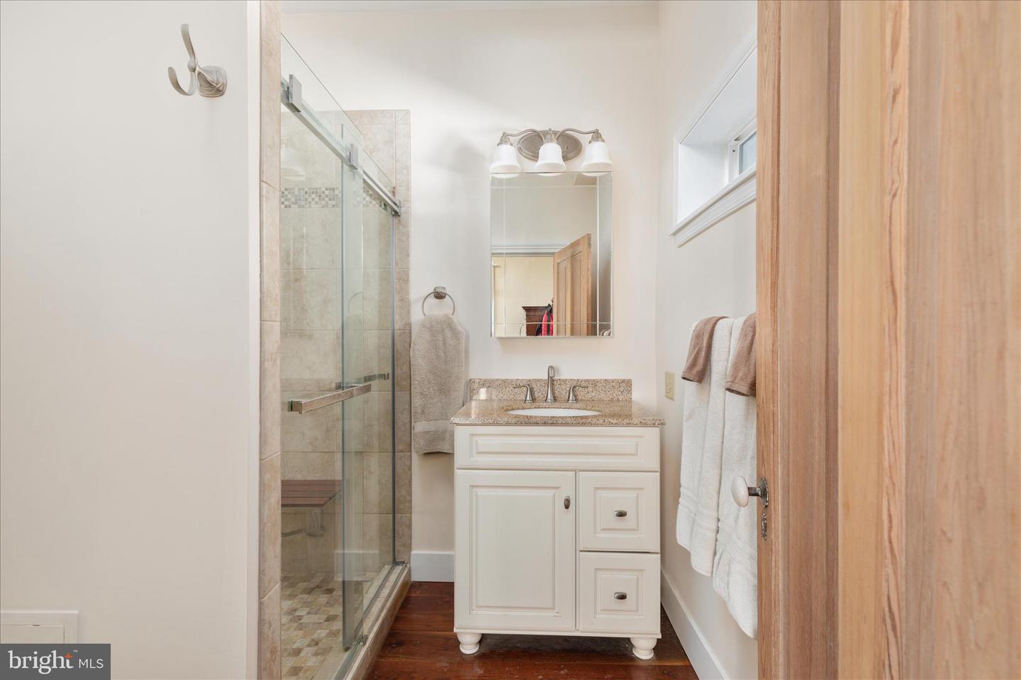 316 S MUHLENBERG ST, WOODSTOCK, Virginia 22664, 5 Bedrooms Bedrooms, 10 Rooms Rooms,3 BathroomsBathrooms,Residential,For sale,316 S MUHLENBERG ST,VASH2013532 MLS # VASH2013532