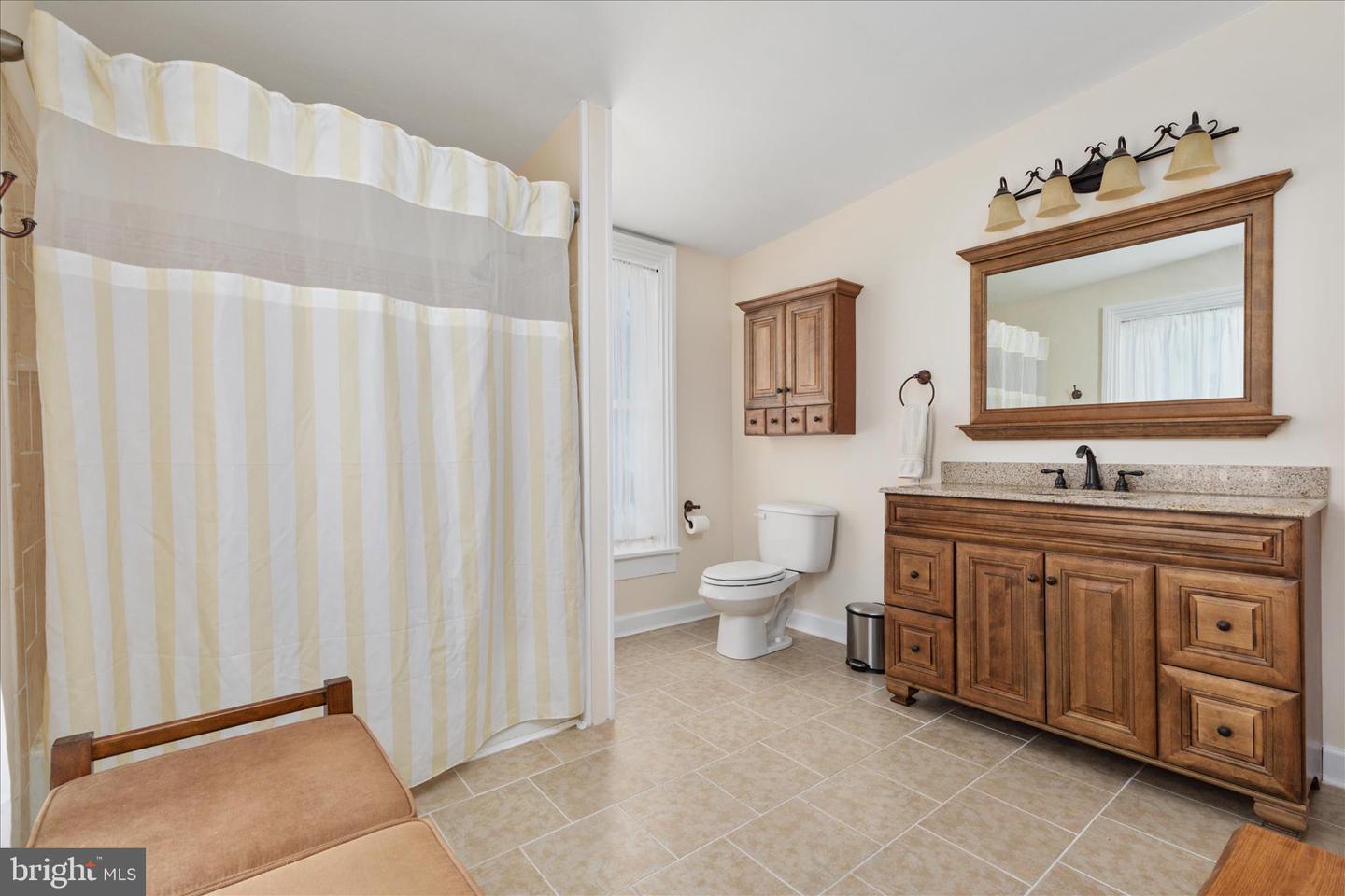 316 S MUHLENBERG ST, WOODSTOCK, Virginia 22664, 5 Bedrooms Bedrooms, 10 Rooms Rooms,3 BathroomsBathrooms,Residential,For sale,316 S MUHLENBERG ST,VASH2013532 MLS # VASH2013532