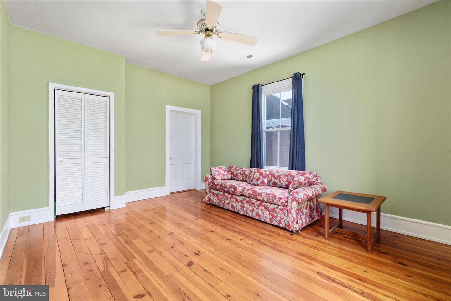 316 S MUHLENBERG ST, WOODSTOCK, Virginia 22664, 5 Bedrooms Bedrooms, 10 Rooms Rooms,3 BathroomsBathrooms,Residential,For sale,316 S MUHLENBERG ST,VASH2013532 MLS # VASH2013532