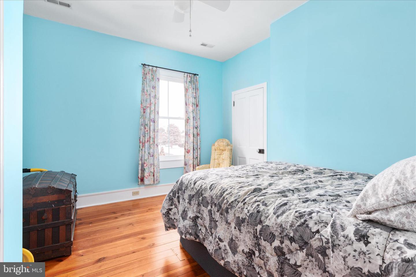 316 S MUHLENBERG ST, WOODSTOCK, Virginia 22664, 5 Bedrooms Bedrooms, 10 Rooms Rooms,3 BathroomsBathrooms,Residential,For sale,316 S MUHLENBERG ST,VASH2013532 MLS # VASH2013532