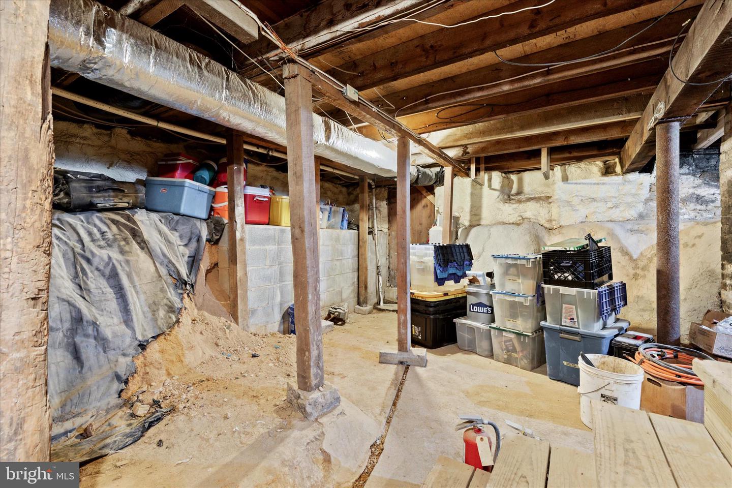 316 S MUHLENBERG ST, WOODSTOCK, Virginia 22664, 5 Bedrooms Bedrooms, 10 Rooms Rooms,3 BathroomsBathrooms,Residential,For sale,316 S MUHLENBERG ST,VASH2013532 MLS # VASH2013532