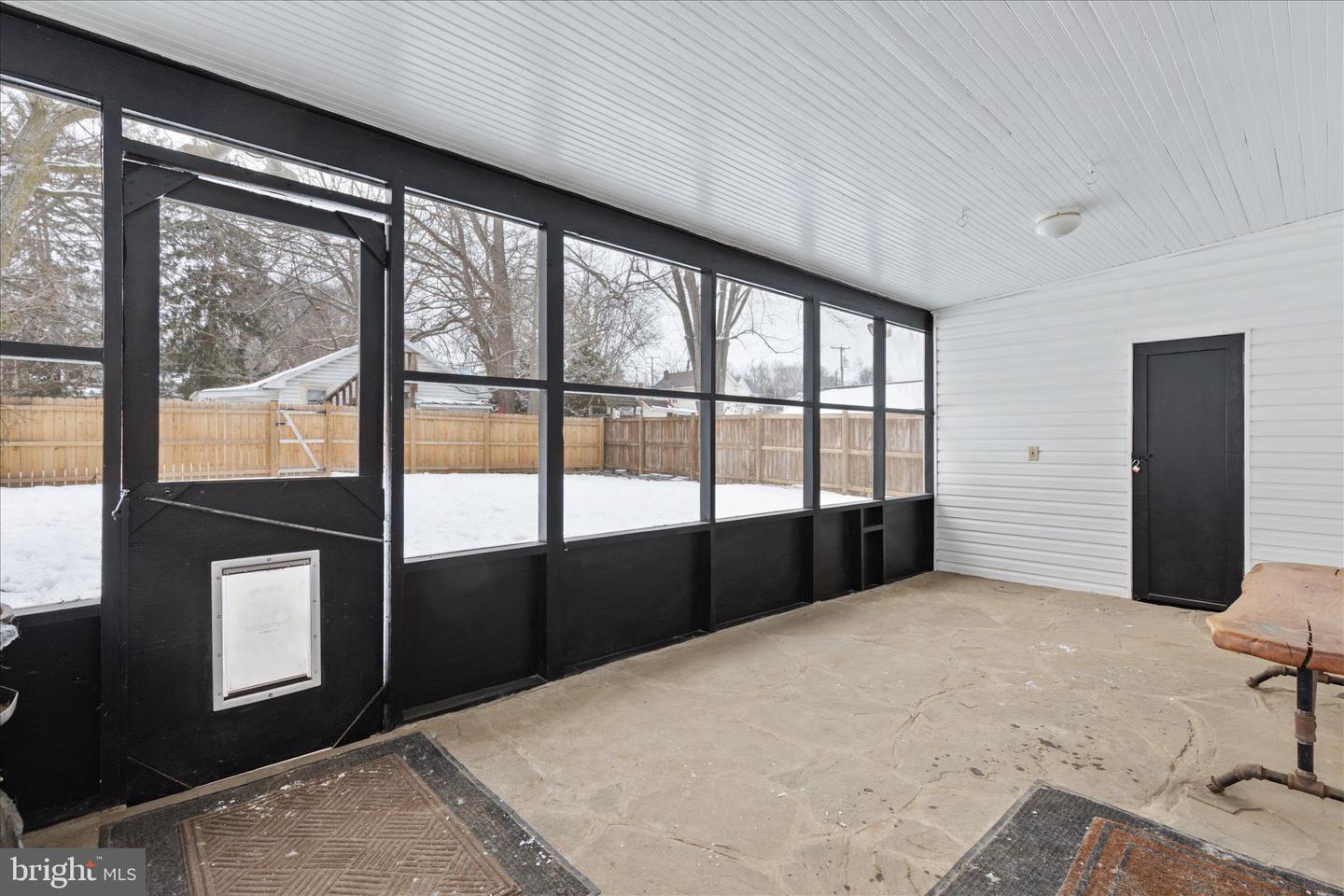 316 S MUHLENBERG ST, WOODSTOCK, Virginia 22664, 5 Bedrooms Bedrooms, 10 Rooms Rooms,3 BathroomsBathrooms,Residential,For sale,316 S MUHLENBERG ST,VASH2013532 MLS # VASH2013532