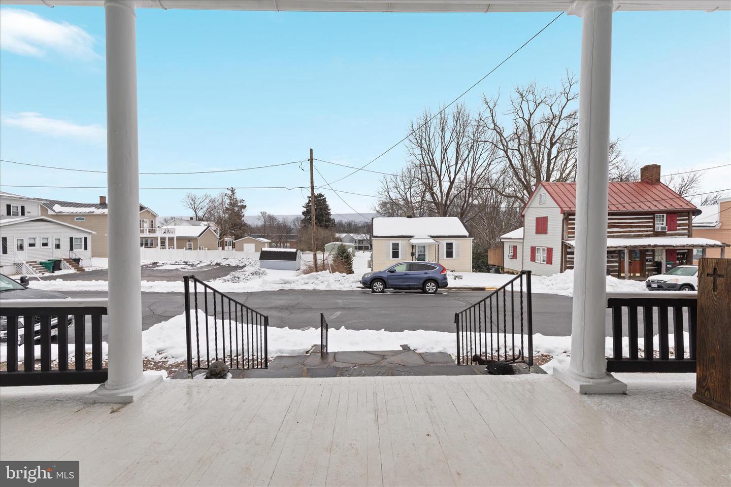 316 S MUHLENBERG ST, WOODSTOCK, Virginia 22664, 5 Bedrooms Bedrooms, 10 Rooms Rooms,3 BathroomsBathrooms,Residential,For sale,316 S MUHLENBERG ST,VASH2013532 MLS # VASH2013532