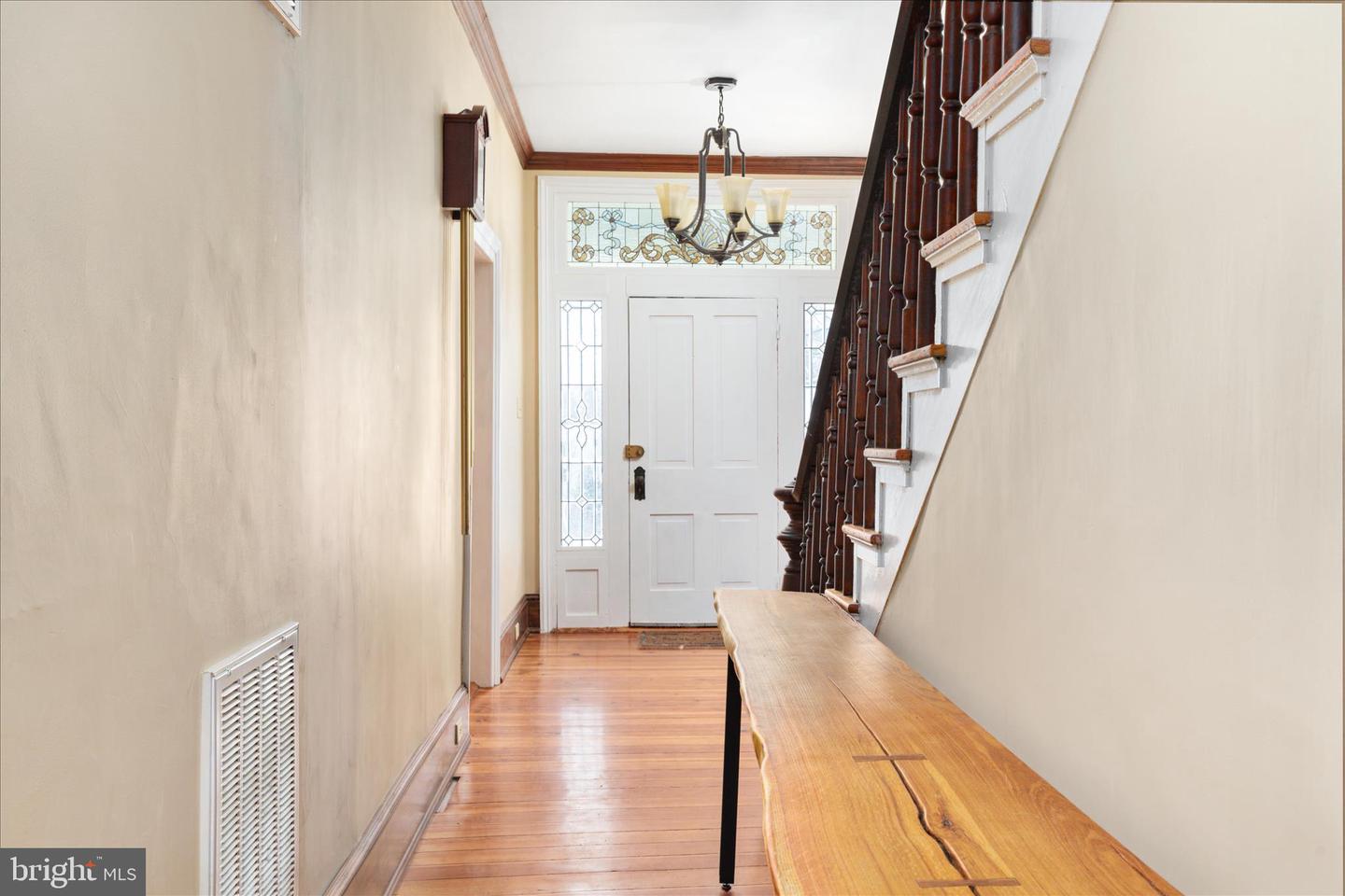 316 S MUHLENBERG ST, WOODSTOCK, Virginia 22664, 5 Bedrooms Bedrooms, 10 Rooms Rooms,3 BathroomsBathrooms,Residential,For sale,316 S MUHLENBERG ST,VASH2013532 MLS # VASH2013532