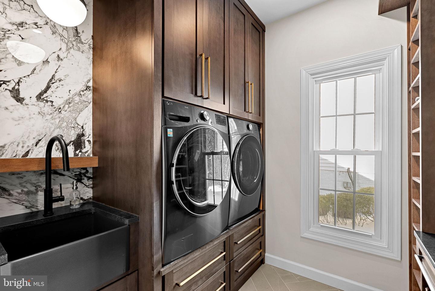 18415 KINGSMILL ST, LEESBURG, Virginia 20176, 5 Bedrooms Bedrooms, ,4 BathroomsBathrooms,Residential,For sale,18415 KINGSMILL ST,VALO2115426 MLS # VALO2115426