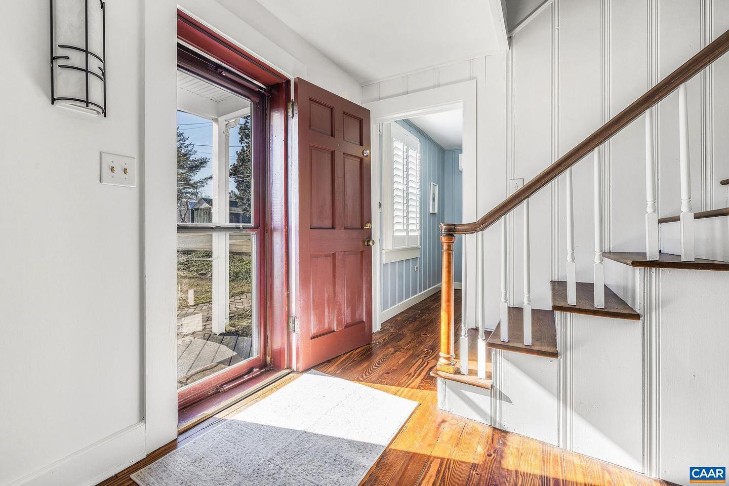 201 PALATINE AVE, CHARLOTTESVILLE, Virginia 22902, 4 Bedrooms Bedrooms, ,2 BathroomsBathrooms,Residential,For sale,201 PALATINE AVE,673196 MLS # 673196 201 PALATINE AVE, CHARLOTTESVILLE, Virginia 22902, 4 Bedrooms Bedrooms, ,2 BathroomsBathrooms,Residential,For sale,201 PALATINE AVE,673196 MLS # 673196