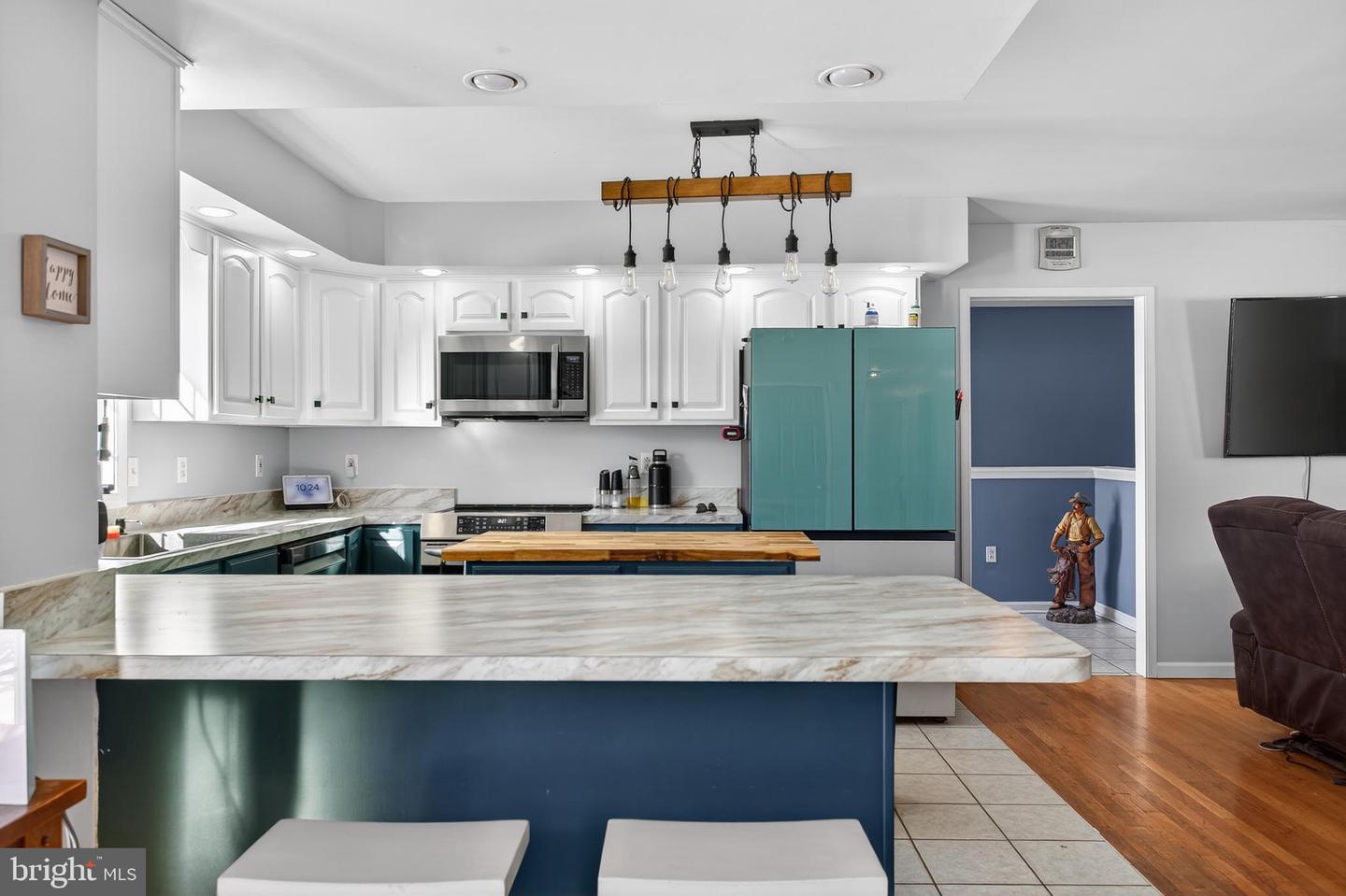 188 MARQUIS CT, WINCHESTER, Virginia 22603, 4 Bedrooms Bedrooms, ,3 BathroomsBathrooms,Residential,For sale,188 MARQUIS CT,VAFV2039520 MLS # VAFV2039520 188 MARQUIS CT, WINCHESTER, Virginia 22603, 4 Bedrooms Bedrooms, ,3 BathroomsBathrooms,Residential,For sale,188 MARQUIS CT,VAFV2039520 MLS # VAFV2039520