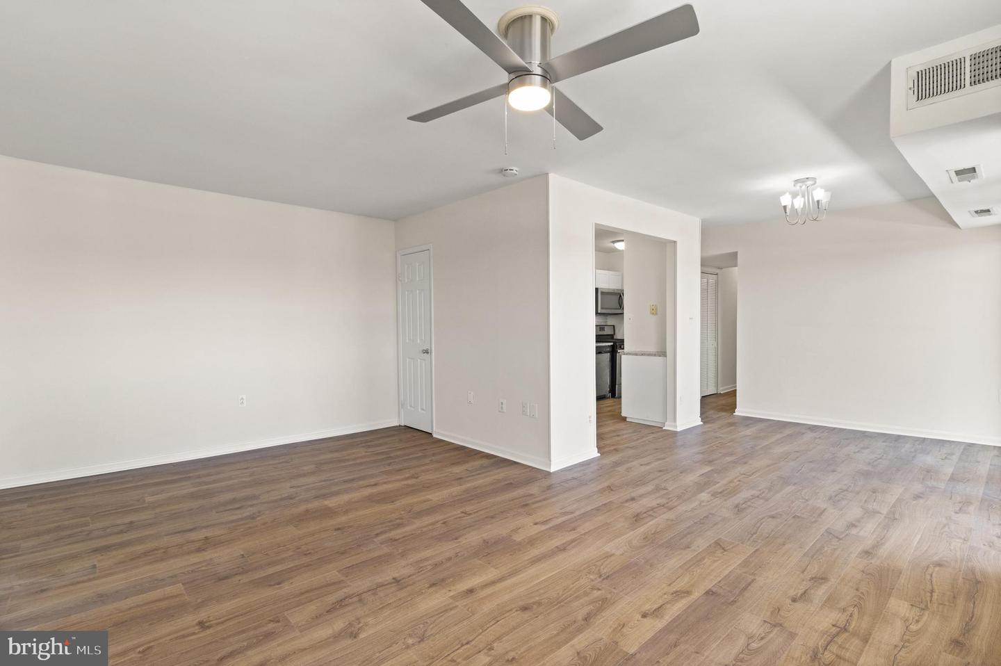 1604 RENATE DR, WOODBRIDGE, Virginia 22192, 2 Bedrooms Bedrooms, ,1 BathroomBathrooms,Residential,For sale,1604 RENATE DR,VAPW2112392 MLS # VAPW2112392 1604 RENATE DR, WOODBRIDGE, Virginia 22192, 2 Bedrooms Bedrooms, ,1 BathroomBathrooms,Residential,For sale,1604 RENATE DR,VAPW2112392 MLS # VAPW2112392