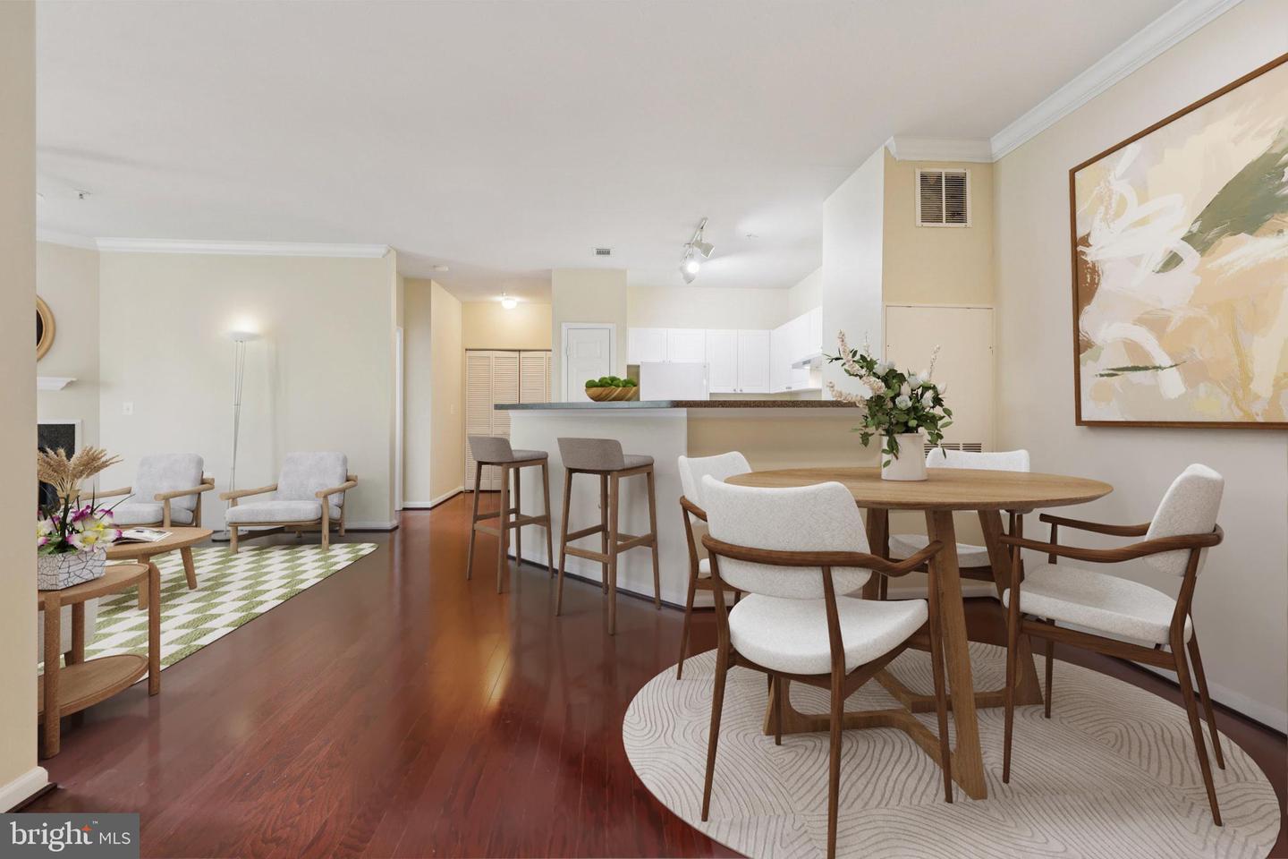 11355 ARISTOTLE DR #8-313, FAIRFAX, Virginia 22030, 2 Bedrooms Bedrooms, ,2 BathroomsBathrooms,Residential,For sale,11355 ARISTOTLE DR #8-313,VAFX2290906 MLS # VAFX2290906