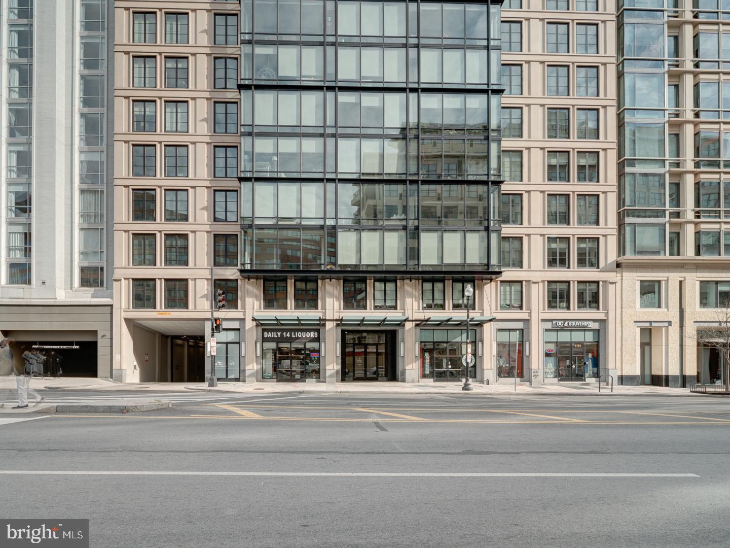 1133 14TH ST NW #609, WASHINGTON, District Of Columbia 20005, ,1 BathroomBathrooms,Residential,For sale,1133 14TH ST NW #609,DCDC2245986 MLS # DCDC2245986 1133 14TH ST NW #609, WASHINGTON, District Of Columbia 20005, ,1 BathroomBathrooms,Residential,For sale,1133 14TH ST NW #609,DCDC2245986 MLS # DCDC2245986