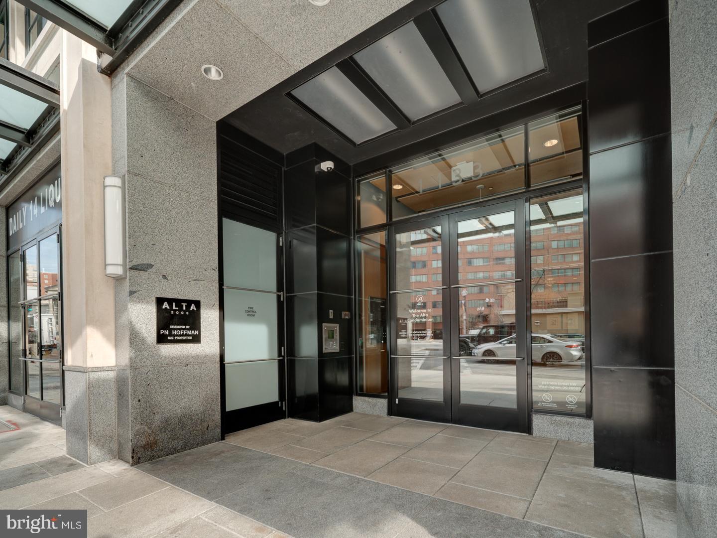 1133 14TH ST NW #609, WASHINGTON, District Of Columbia 20005, ,1 BathroomBathrooms,Residential,For sale,1133 14TH ST NW #609,DCDC2245986 MLS # DCDC2245986 1133 14TH ST NW #609, WASHINGTON, District Of Columbia 20005, ,1 BathroomBathrooms,Residential,For sale,1133 14TH ST NW #609,DCDC2245986 MLS # DCDC2245986