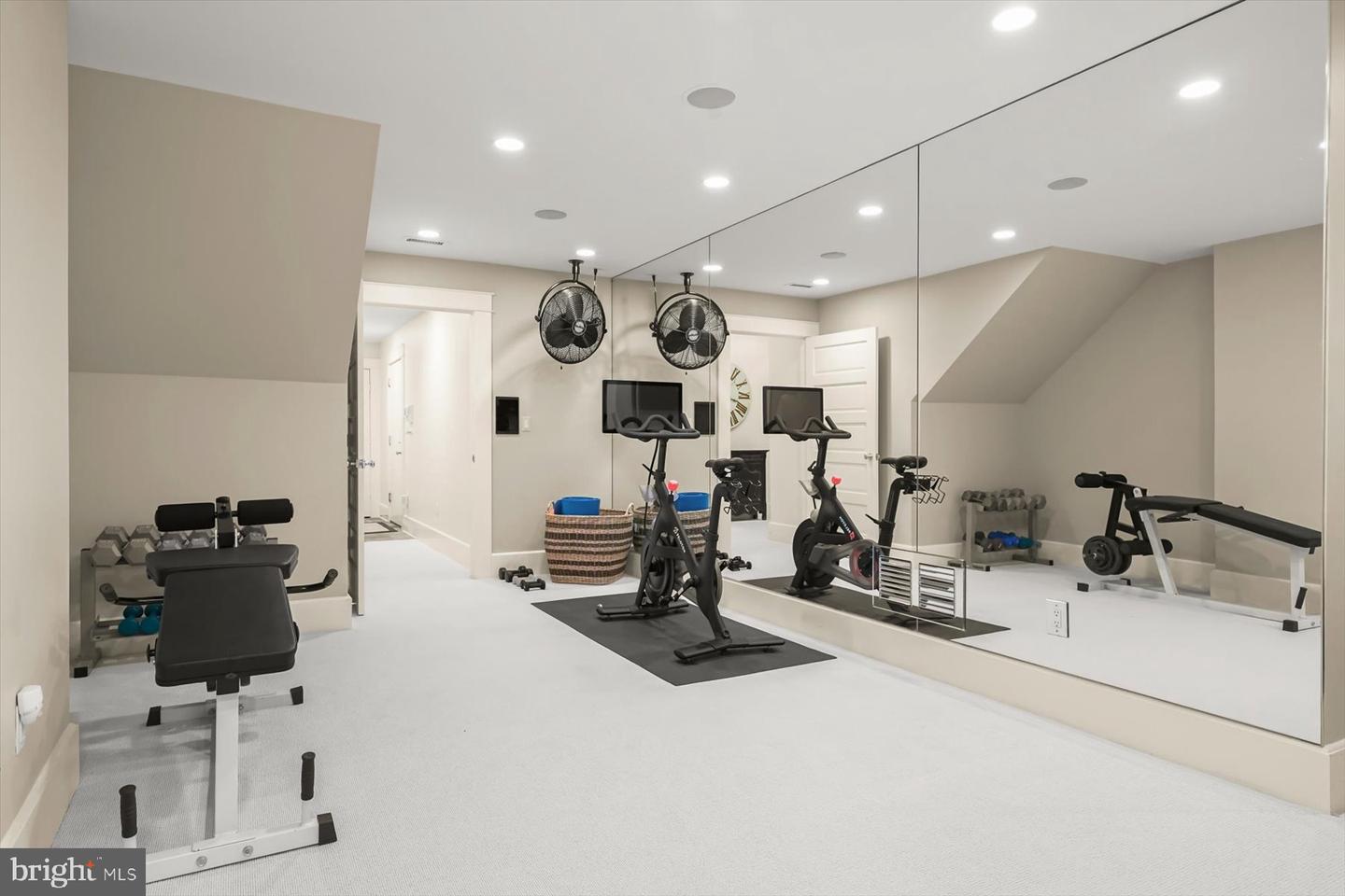 3033 UNIVERSITY TER NW, WASHINGTON, District Of Columbia 20016, 6 Bedrooms Bedrooms, ,6 BathroomsBathrooms,Residential,For sale,3033 UNIVERSITY TER NW,DCDC2245996 MLS # DCDC2245996 3033 UNIVERSITY TER NW, WASHINGTON, District Of Columbia 20016, 6 Bedrooms Bedrooms, ,6 BathroomsBathrooms,Residential,For sale,3033 UNIVERSITY TER NW,DCDC2245996 MLS # DCDC2245996