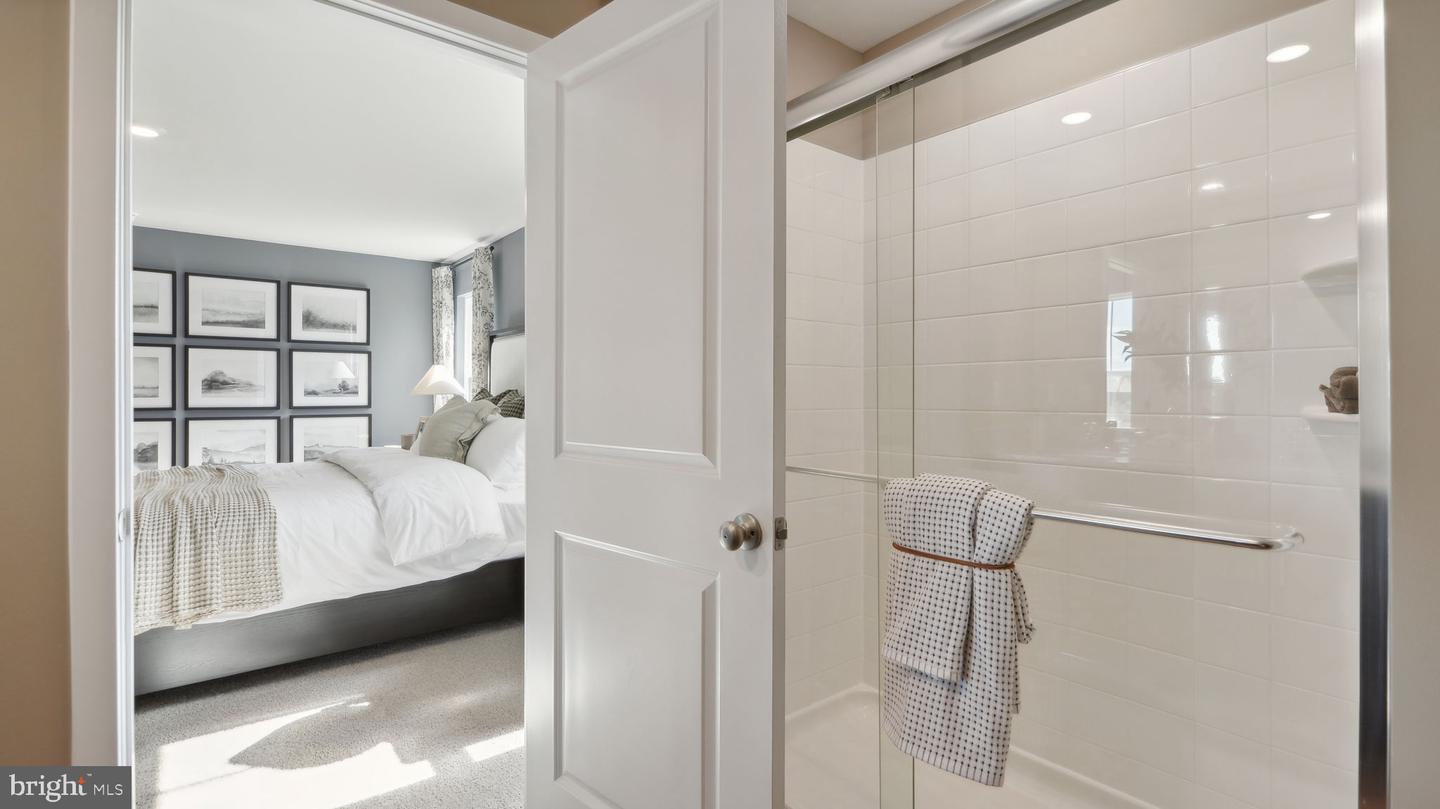 11511 CHALMERS LN, FREDERICKSBURG, Virginia 22407, 4 Bedrooms Bedrooms, ,2 BathroomsBathrooms,Residential,For sale,11511 CHALMERS LN,VASP2039256 MLS # VASP2039256