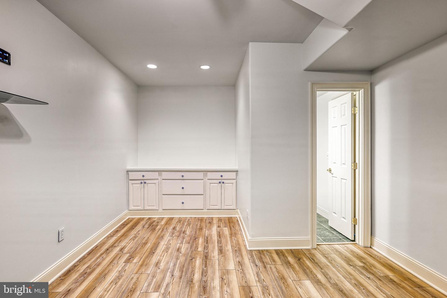 10519 WILDBROOKE CT, SPOTSYLVANIA, Virginia 22551, 5 Bedrooms Bedrooms, ,5 BathroomsBathrooms,Residential,For sale,10519 WILDBROOKE CT,VASP2039260 MLS # VASP2039260