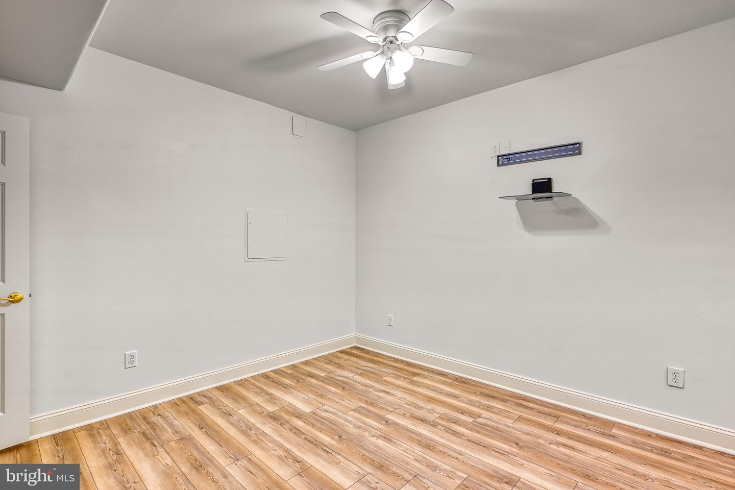 10519 WILDBROOKE CT, SPOTSYLVANIA, Virginia 22551, 5 Bedrooms Bedrooms, ,5 BathroomsBathrooms,Residential,For sale,10519 WILDBROOKE CT,VASP2039260 MLS # VASP2039260