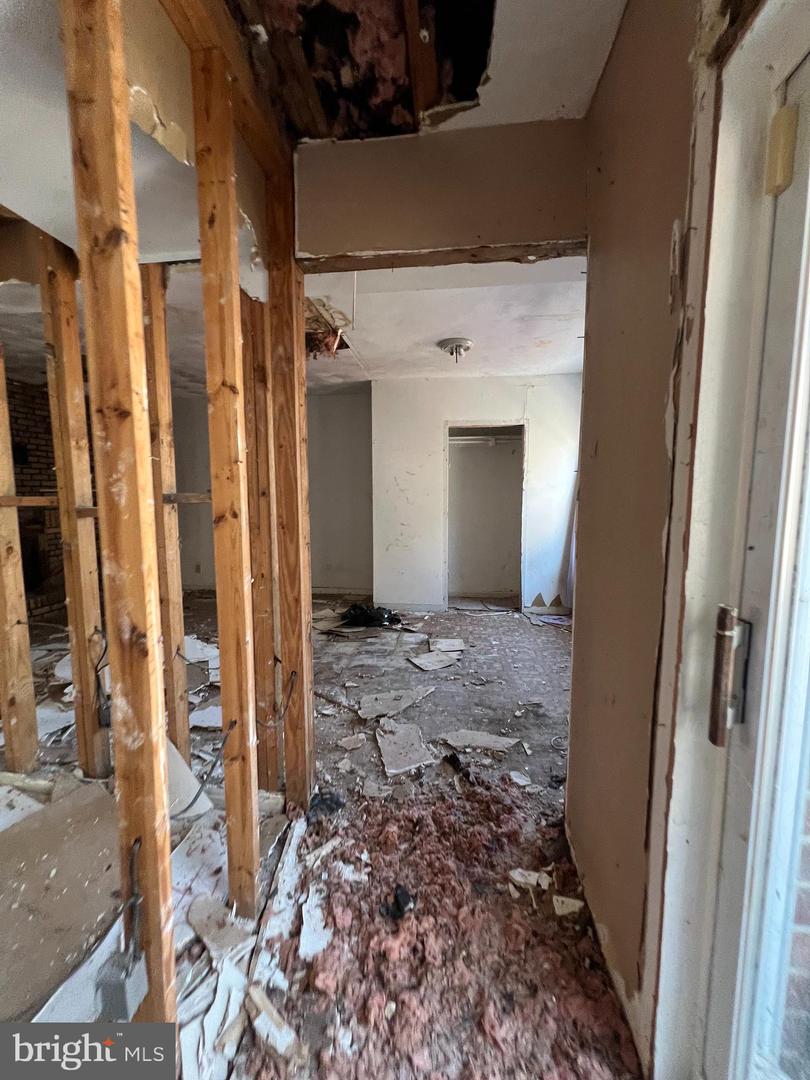 4530 DIX ST NE, WASHINGTON, District Of Columbia 20019, 2 Bedrooms Bedrooms, ,1 BathroomBathrooms,Residential,For sale,4530 DIX ST NE,DCDC2246026 MLS # DCDC2246026