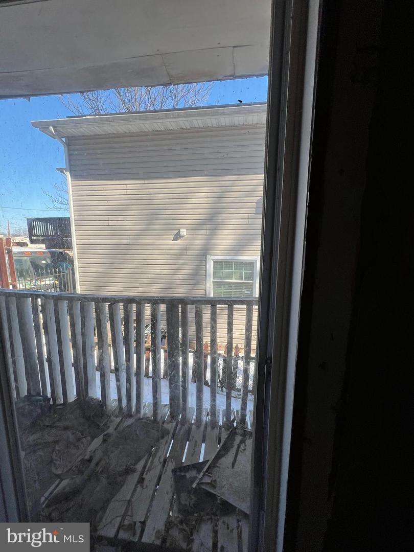 4530 DIX ST NE, WASHINGTON, District Of Columbia 20019, 2 Bedrooms Bedrooms, ,1 BathroomBathrooms,Residential,For sale,4530 DIX ST NE,DCDC2246026 MLS # DCDC2246026